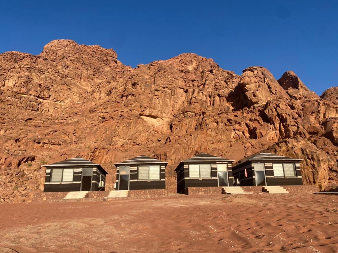 Desert Moon Camp Wadi Rum Luaran gambar