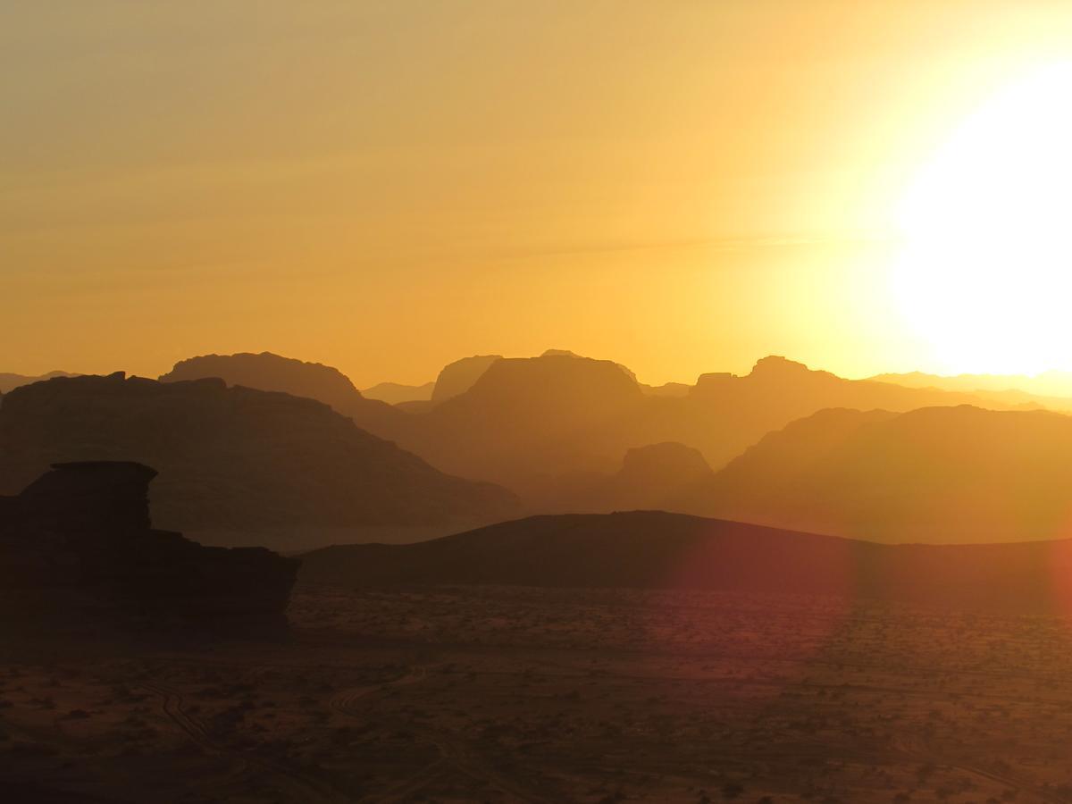 Desert Moon Camp Wadi Rum Luaran gambar
